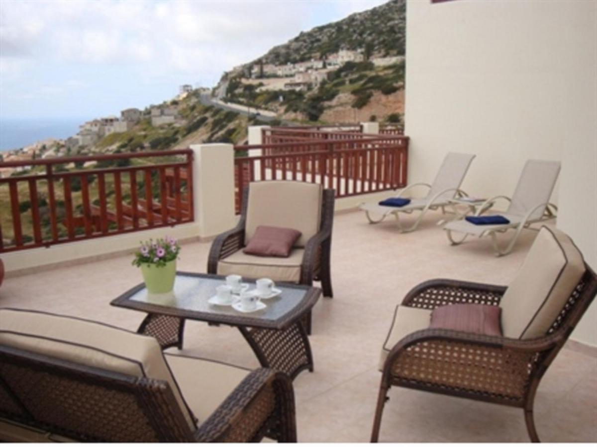 First Floor 2 Bedroom Apartment, Large Balcony, Amazing Sea Views, Communal Pool بييا المظهر الخارجي الصورة